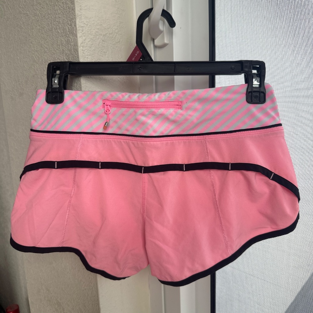 Lululemon Run Speed Shorts Size 2 - Picture 2 of 4